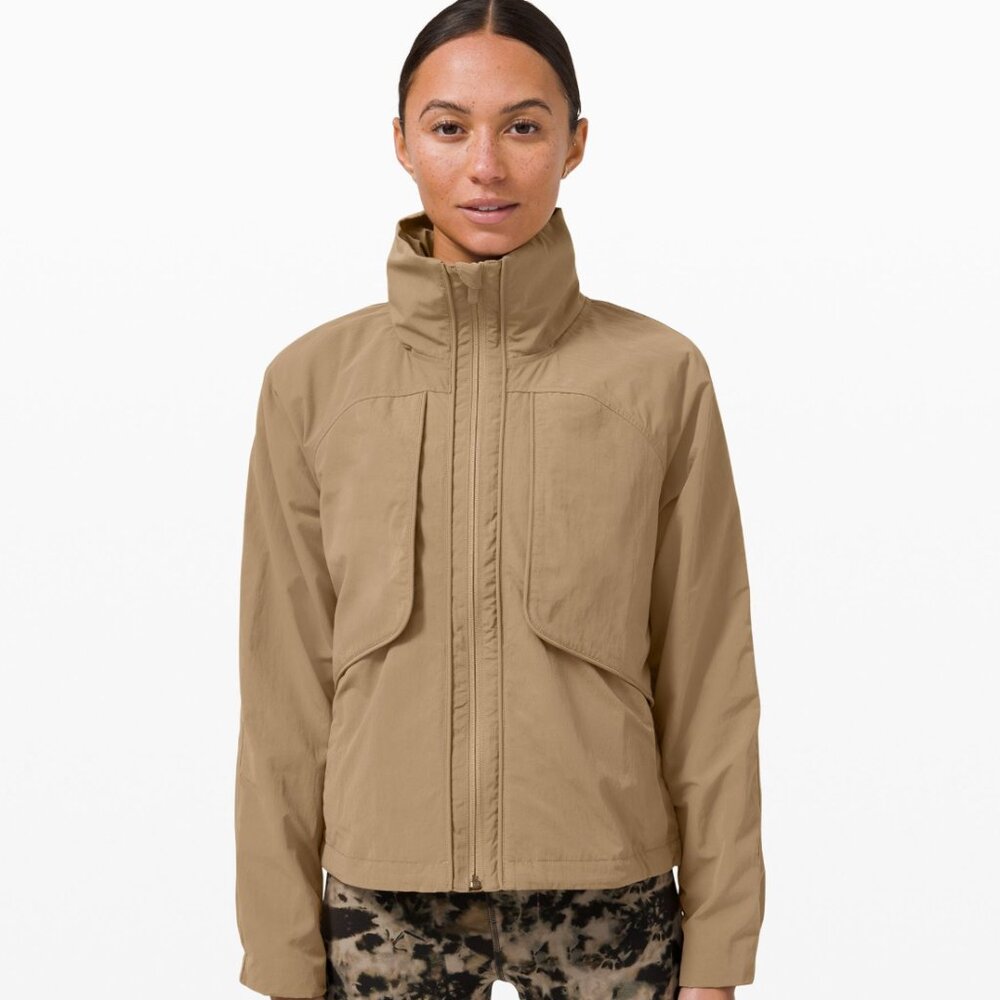 Lululemon Always Women's Effortless Jacket Size 2, Color Frontier